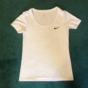 Nike white dri-fit tshirt women’s xsmall